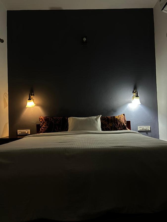 Marari Beach Cleetus Homestay 马拉利库兰 外观 照片