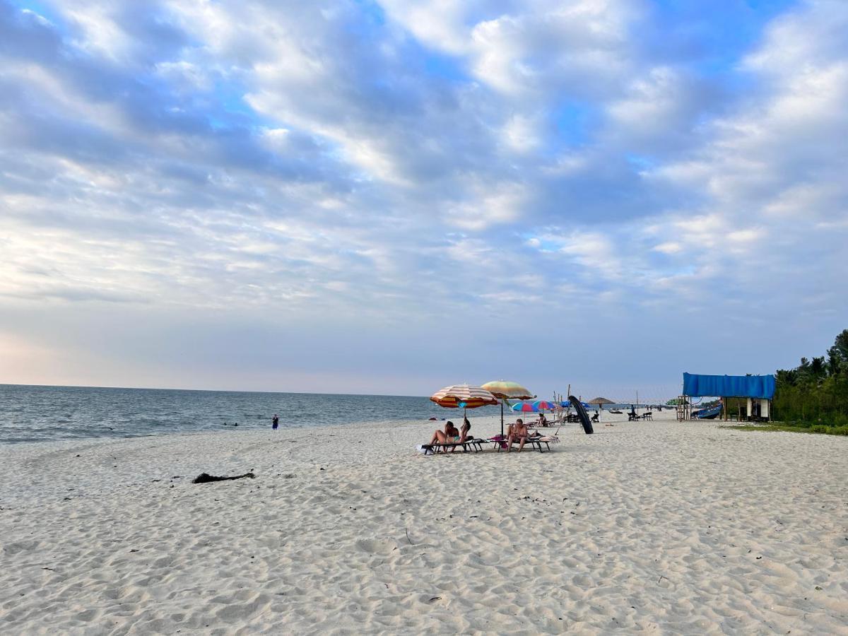 Marari Beach Cleetus Homestay 马拉利库兰 外观 照片